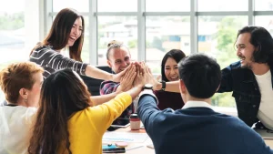 Want to Lift Team Spirit? Start with Employee Recognition